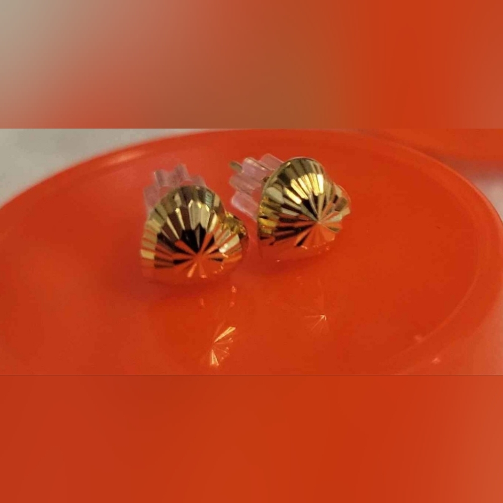 23 k gold earrings